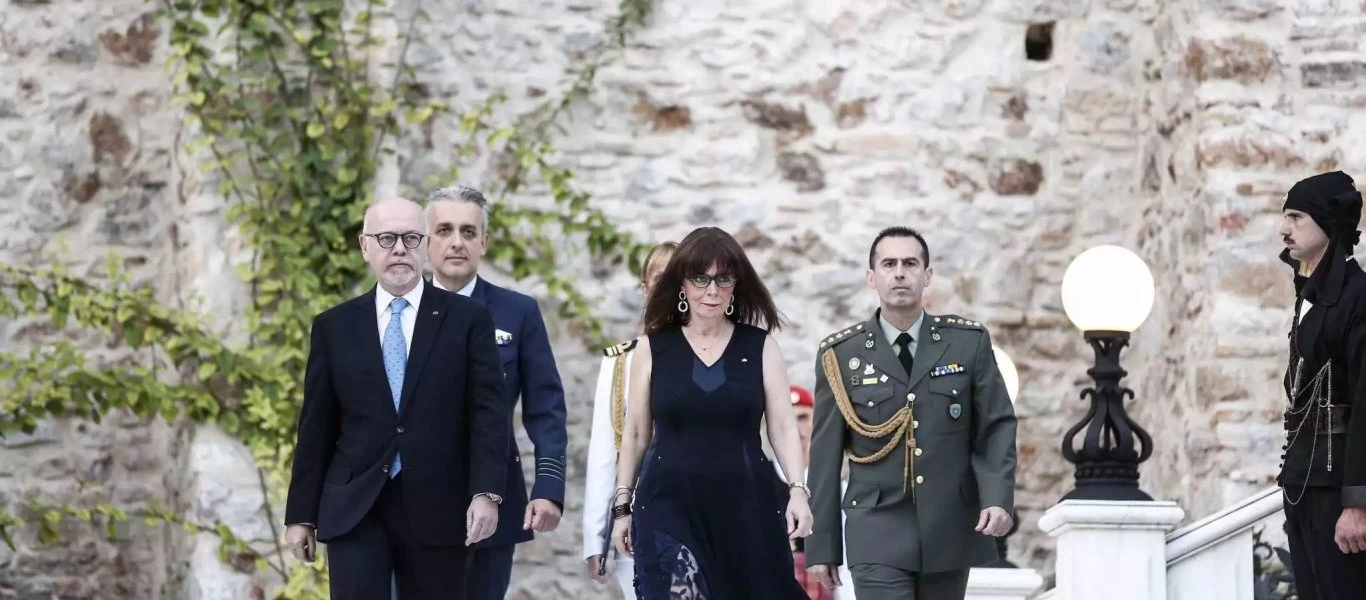 Προεδρικό Μέγαρο: Με πιστοποιητικά εμβολιασμού και PCR τεστ η δεξίωση στις 24 Ιουλίου